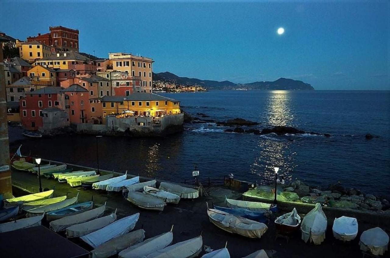 Wow Home 2 - 175 Mq - Posteggio Privato - Davanti Porto Traghetti - Fino A 10 Posti Letto - Balcone Genova Eksteriør billede