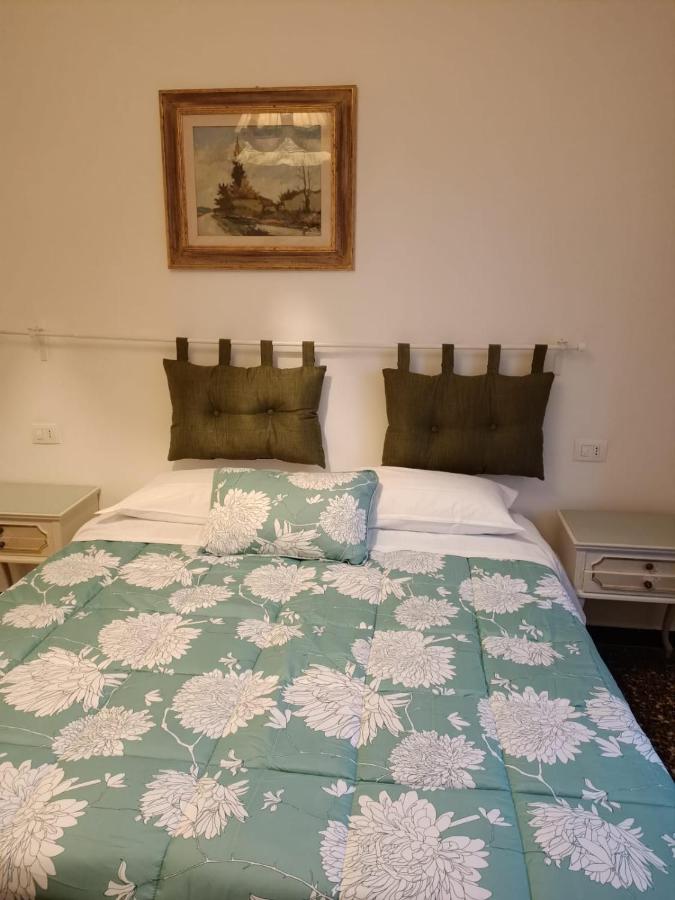 Wow Home 2 - 175 Mq - Posteggio Privato - Davanti Porto Traghetti - Fino A 10 Posti Letto - Balcone Genova Eksteriør billede